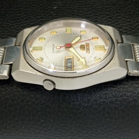 Vintage 1972 Seiko Automatic Mens Silver Watch W/daydate & Gold accents - Picture 5 of 9